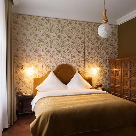 Schloßhotel Althörnitz 4*
